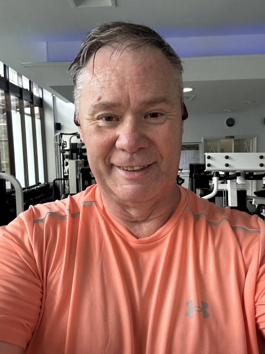 isright's tweet photo. #MondayTraining: back at my 2nd home after completing Grandad Duties away trips & other stuff. Nice gentle weights session & cardio cool down as a starting point for a 5 week block of training. 4kg weight loss in 2 weeks is a bonus #VirtualCoach #teacher5aday https://t.co/TwWRaw0SgO