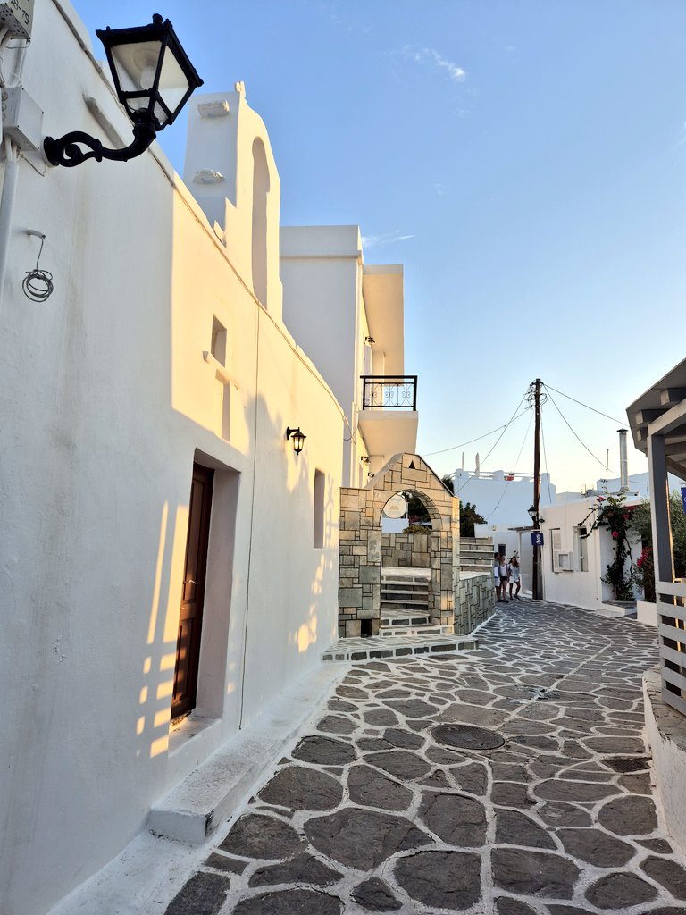 dredbeveridge's tweet image. Sunset in #Naousa #Paros