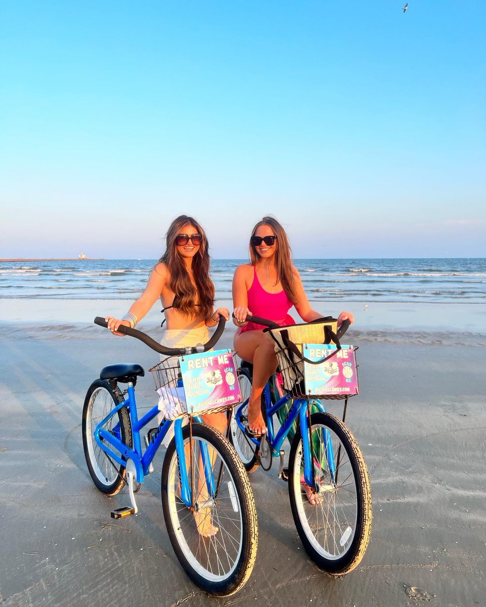 VisitCCTexas's tweet photo. Corpus Christi wishes you the looooooongest long weekend π΄ Soak up the surf this Labor Day!
πΈ: @reelsportswear @savraehallick @marie.kaitlynn @kelsipurcell
#CorpusChristi #CCTX #SeeCC #GulfCoastCapital #LaborDayWeekend https://t.co/WeCkQAcJql