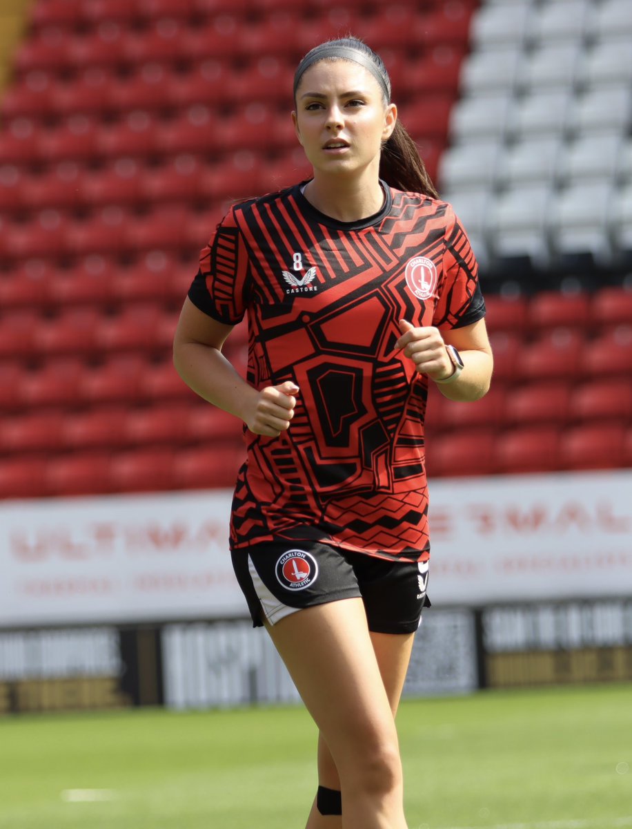 A great pre-season from start to finish - this team 🫶🏻 Excited for our first game of the season this weekend!! ❤️ <a href="/CAFCWomen/">Charlton Athletic Women</a>