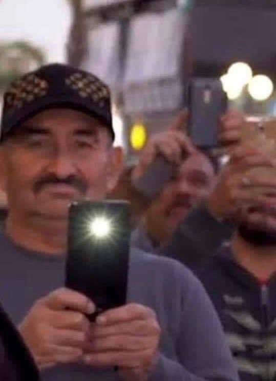 corridosybandas's tweet photo. Yo: Si me emborracho me cuidas

Mi compa: https://t.co/6yOijV9Sok