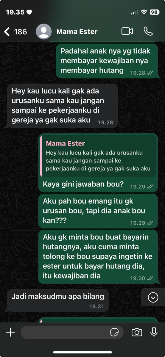 Pveronika10's tweet photo. Akhirnya karna gue kesel ya chat gue gk di bls, tlp gue gk di angkat, nmr temen gue di blok sama dia. Gue kesel gue hubungi lg mamanya.
Kata2 gue gk pernah memakai disini. Tapi mereka playing victim bilang gue sudah menghina mamanya https://t.co/MikUr5tHzF