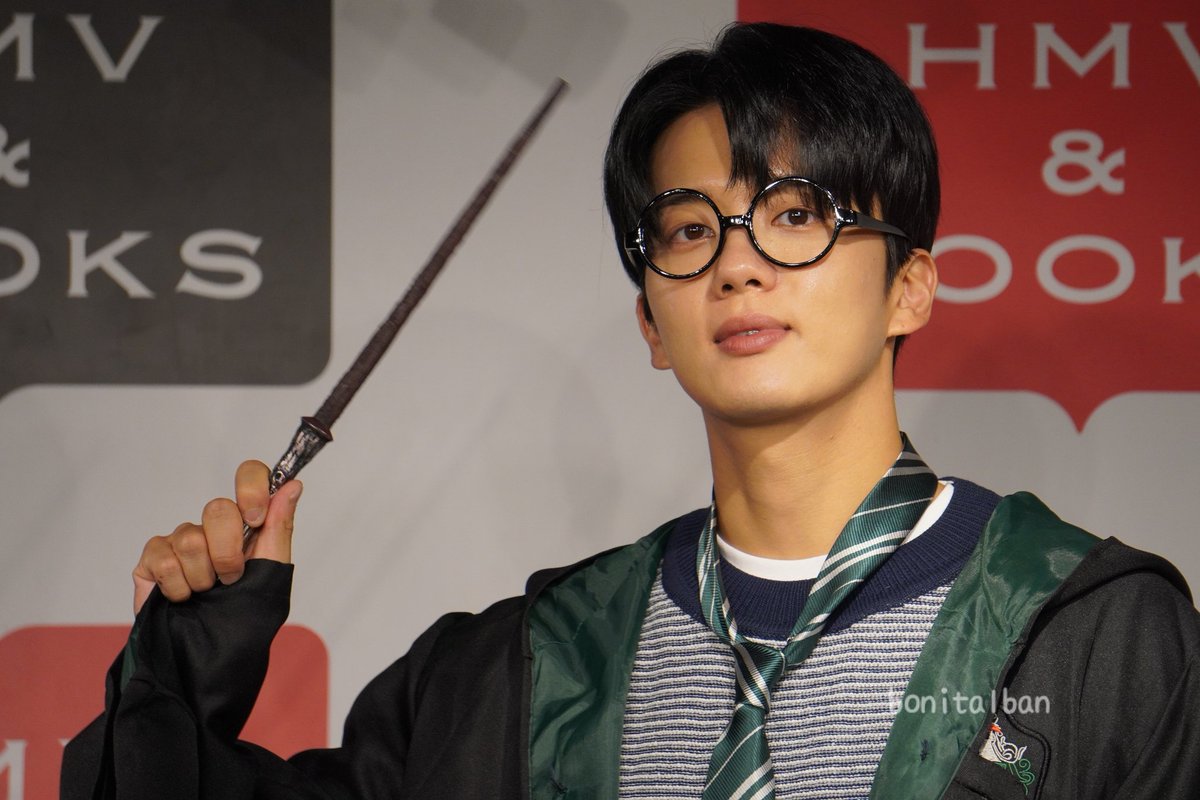bonita_1ban's tweet photo. 240829 HMV 팬싸
역시 어뿌🤣🤣🤣👍 https://t.co/xJCgeHThL8
