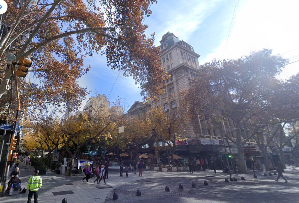 barboza___'s tweet photo. @sixtocristiani bienvenido a mendoza, capital del urbanismo https://t.co/ZiwV8lP7Cj