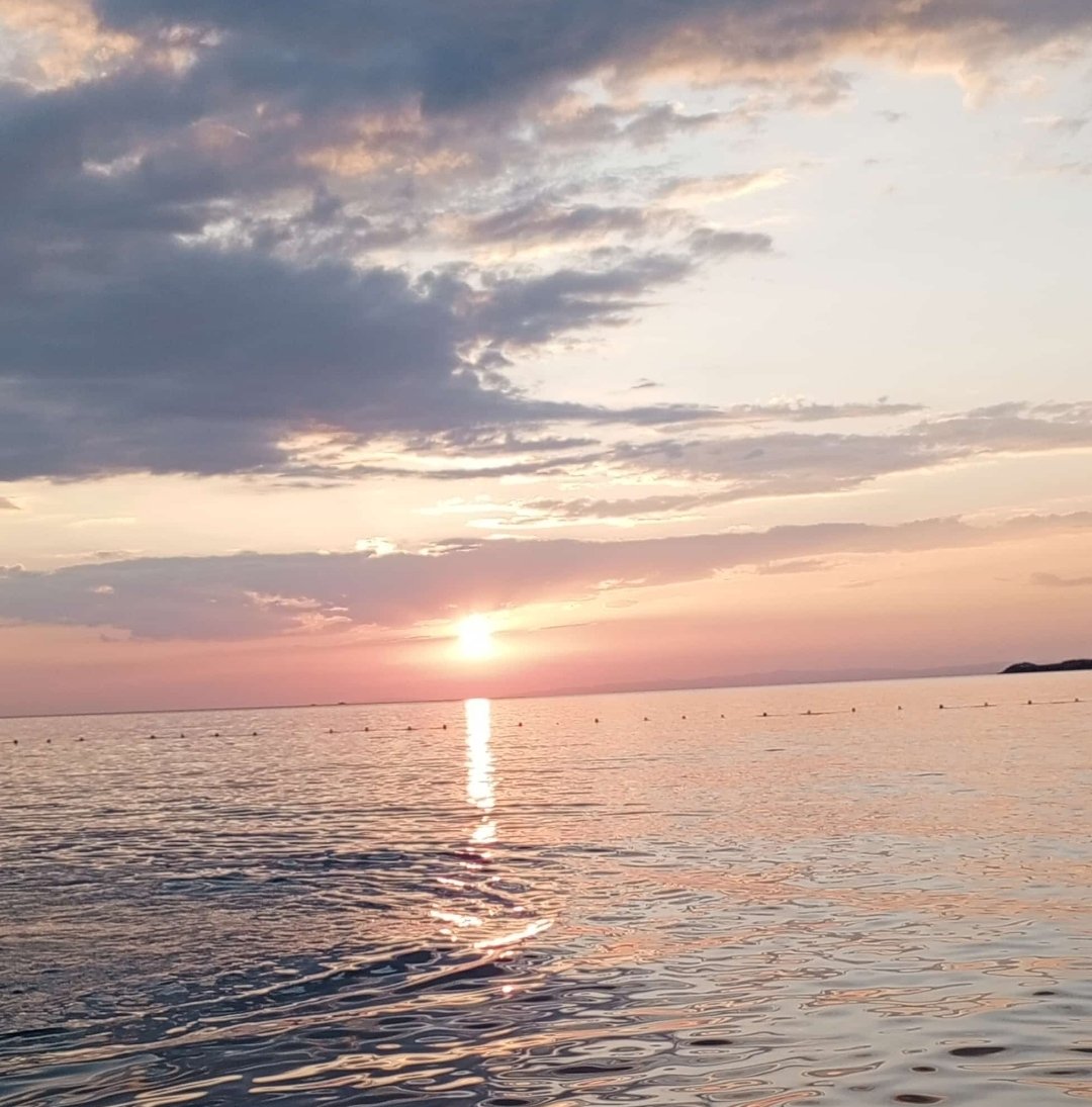 _imam1881_'s tweet image. #balikesir #avsa adası gün batımı 😍