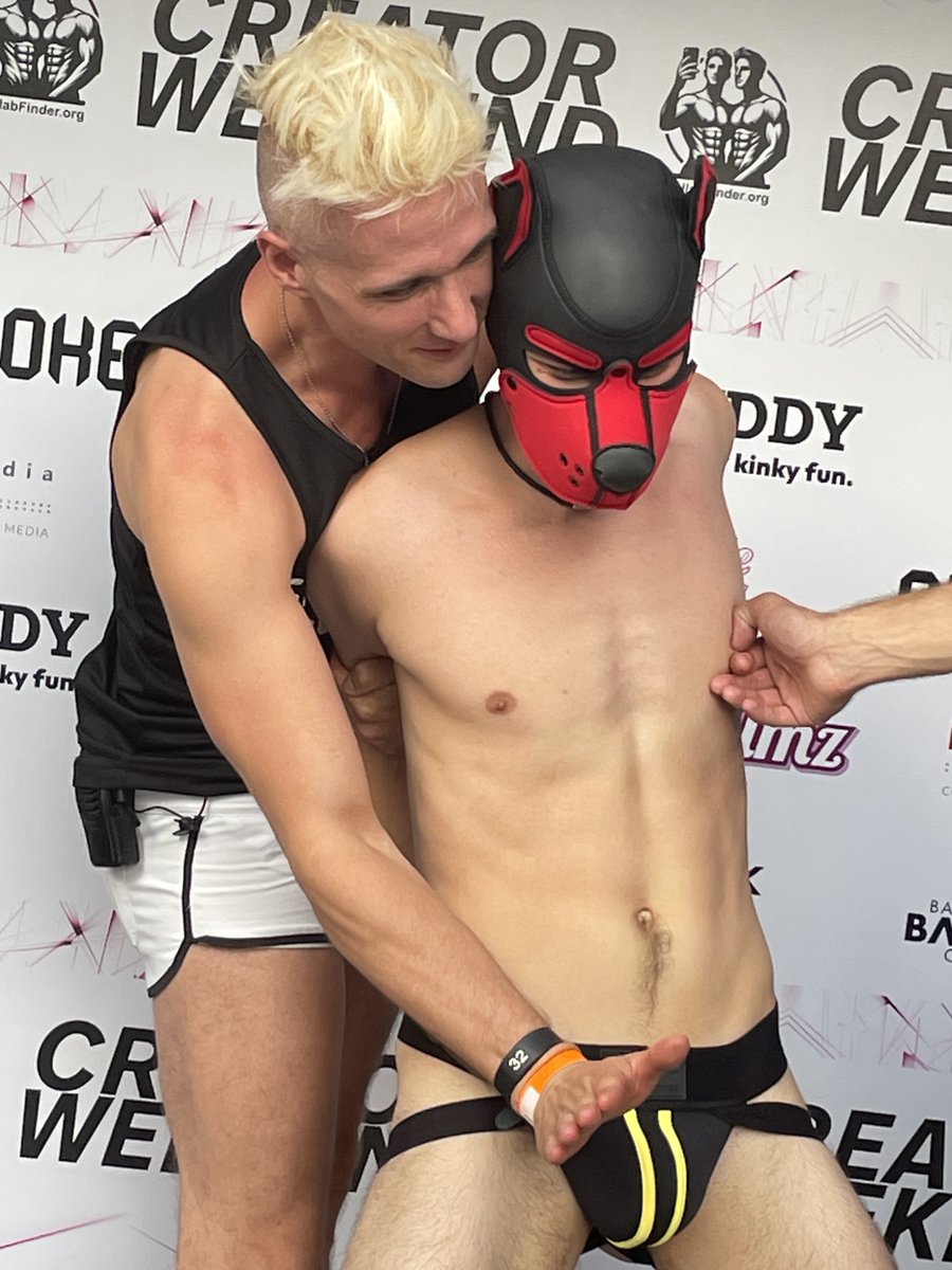 Hundeerziehung für <a href="/Blade271121/">Blade</a> von <a href="/pup_romeo/">PupRomeo</a> beim <a href="/provokefestival/">PROVOKE Festival</a> in der <a href="/babyloncologne/">babyloncologne</a> 

Danke an <a href="/buddy_net/">BUDDDY.net</a> <a href="/cum_edia/">COLOGNE UNUSUAL MEDIA</a> <a href="/sxrank_official/">SXRank</a> <a href="/COLLABFINDERorg/">CollabFinder</a> für ein geiles Wochenende!