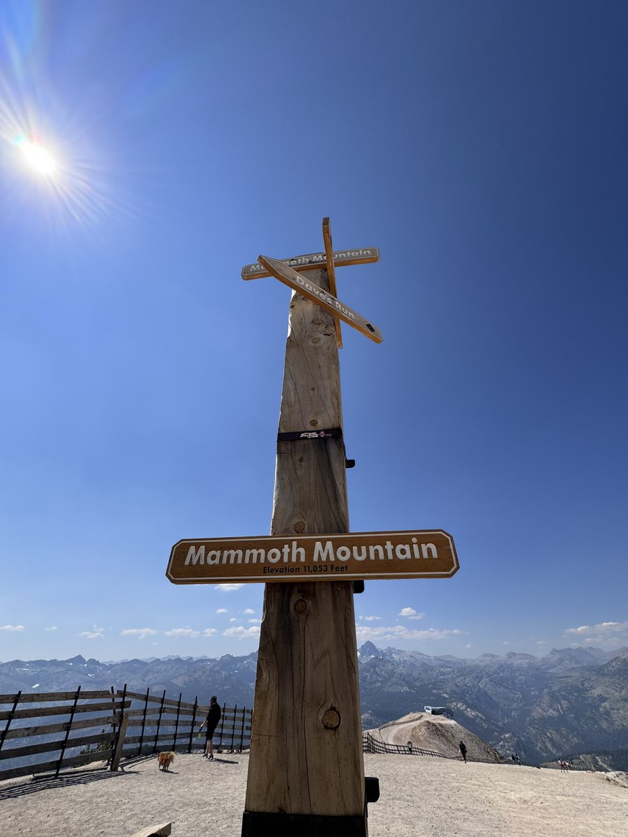 AnEpicEpileptic's tweet photo. Epilepsy can’t stop me.  Not even at 11,053 feet!  #BeEpic https://t.co/s9ODNY61kY