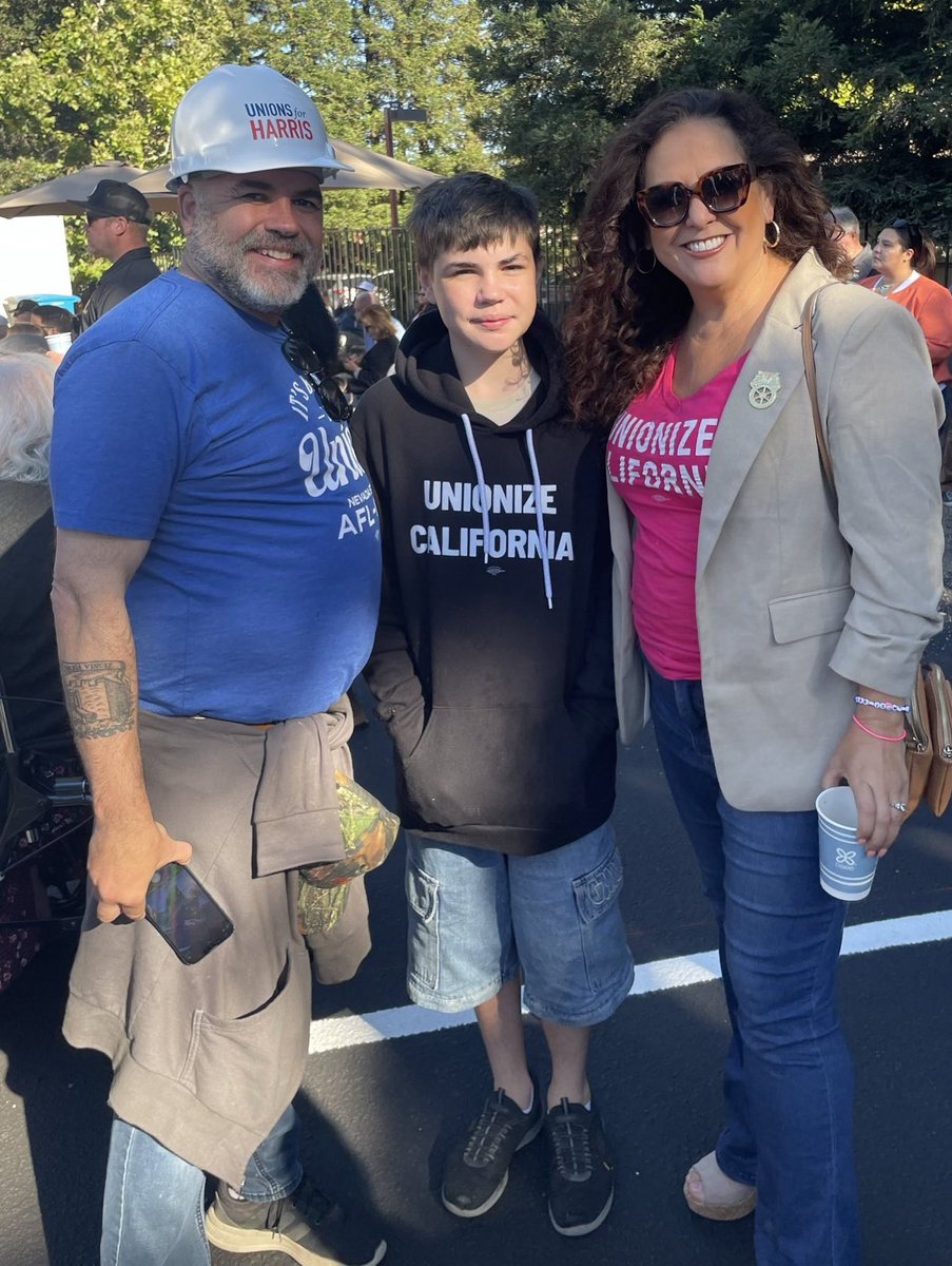Lorena Gonzalez (@lorenasgonzalez) on Twitter photo Started off LaborDay at <a href="/NorthBayCLC/">NorthBayLaborCouncil</a> breakfast. Saw so many friends, labor champions, union leaders and of course workers! (And, <a href="/AdamSchiff/">Adam Schiff</a> again!) Started off LaborDay at <a href="/NorthBayCLC/">NorthBayLaborCouncil</a> breakfast. Saw so many friends, labor champions, union leaders and of course workers! (And, <a href="/AdamSchiff/">Adam Schiff</a> again!)