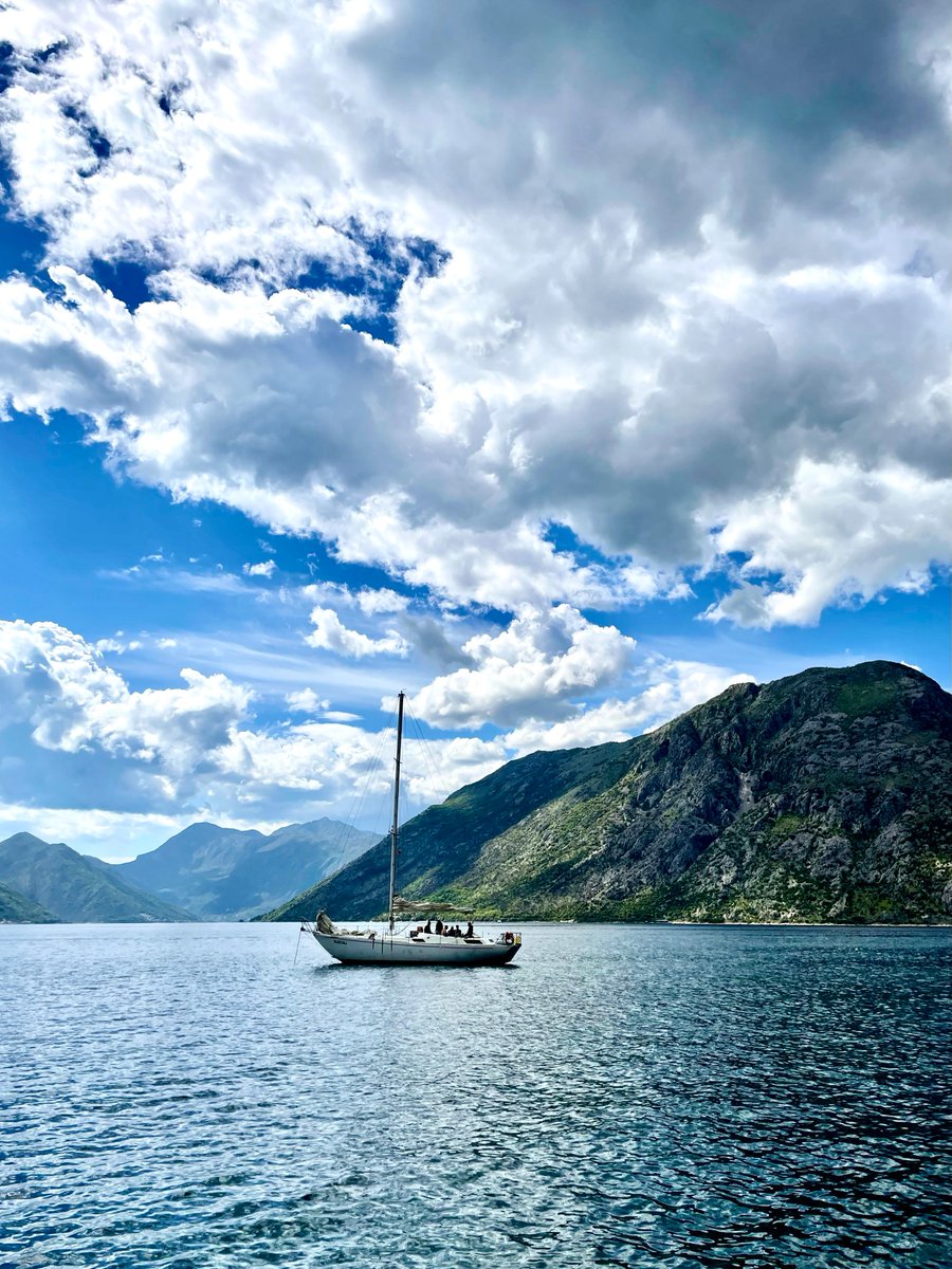 ✅ 🛥️ Sail
✅ 🤿 Swim
✅ 🍷 Sip

𝐓𝐡𝐞 𝐁𝐚𝐲 𝐨𝐟 𝐊𝐨𝐭𝐨𝐫 𝐛𝐲 𝐬𝐚𝐢𝐥𝐛𝐨𝐚𝐭 𝐭𝐨𝐮𝐫 𝐛𝐲 𝐋𝐢𝐬𝐞𝐭
👉 ow.ly/xF9I50T9f42
