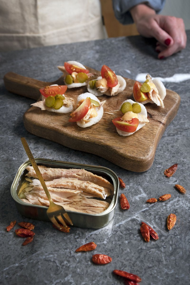 Procedentes del Estrecho de Tarifa, nuestros productos
vienen para inspirarte a crear platos deliciosos y
disfrutar de los últimos días de verano. ☀️🌊

✨ conserveradetarifa.es/tienda/melva-c…

•

#ConserveraDeTarifa #Conservas #SaborSostenible
#DeliciasdeTarifa #Tarifa #Cadiz #FiletesMelva