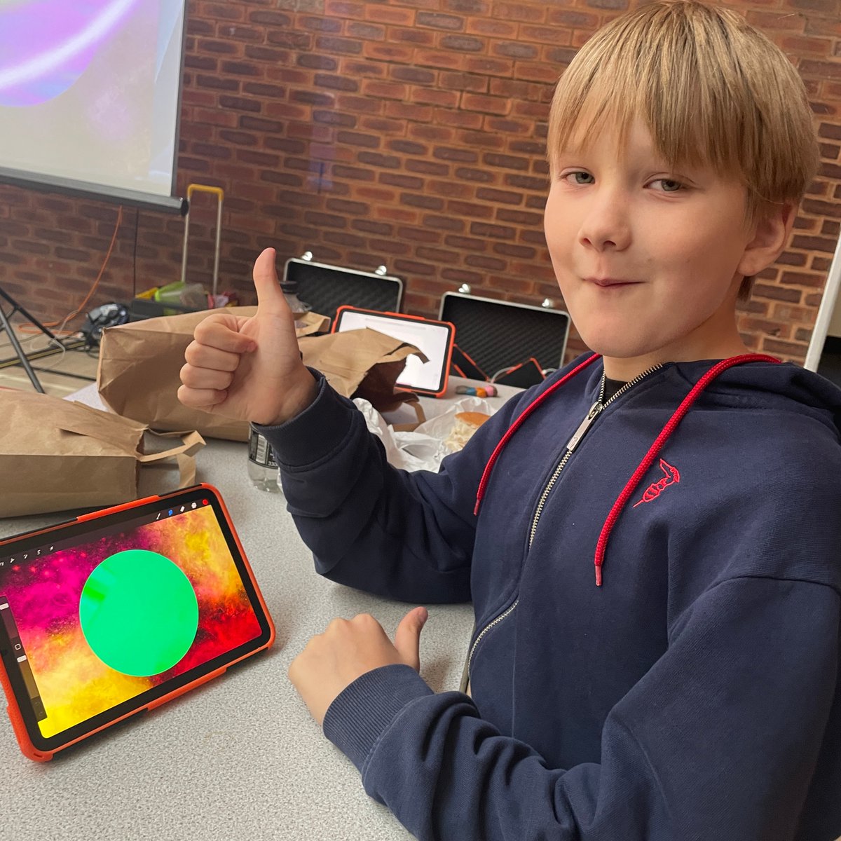 ๐ ๐ฎ๐ธ๐ผ ๐๐ฟ๐ฒ๐ฎ๐๐ฒ tweet media