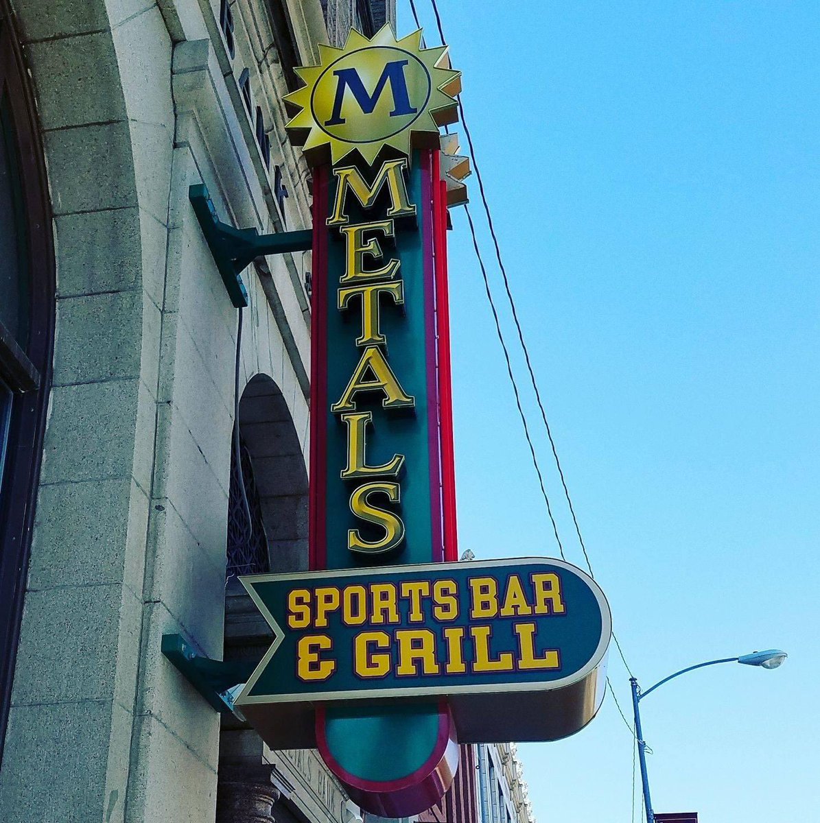 Huge Shoutout and Thanks to Casagrandas and Metals for providing us our Wednesday Night and Thursday afternoon Pregame Meals last week for the Copper Games Two local businesses that are tremendous partners and supporters of Montana Tech Football!! 
Thank you very much!