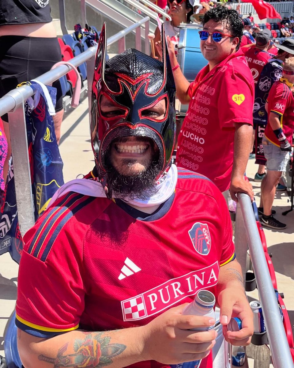 STLCitySantos's tweet image. De vuelta en CITYPARK apoyando a los rojitos de St. Louis CITY SC 💪🏽💪🏽🙌🏽🙌🏽🙌🏽 #JuntosPorCITY #AmorEternoSTL