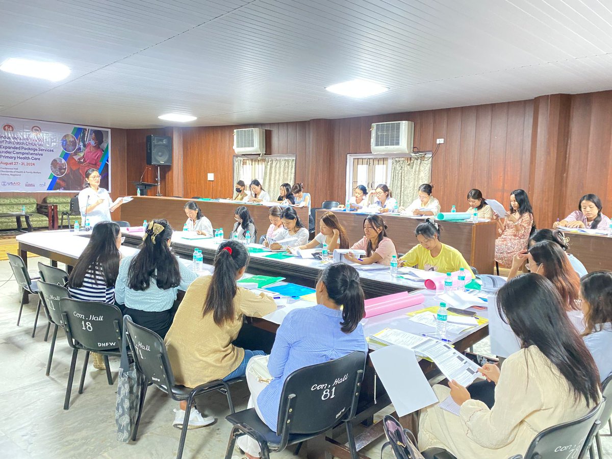 NISHTHA_CPHC's tweet image. #NISHTHA facilitated a 5-day Induction cum EPS training for the 7th Batch of #CommunityHealthOfficers in #Nagaland, empowering 34 future health leaders. Together, we're strengthening healthcare for all.
