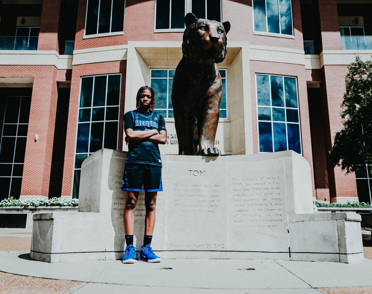 Go Tigers???💙🤍 #notcommited  #officialvisit
