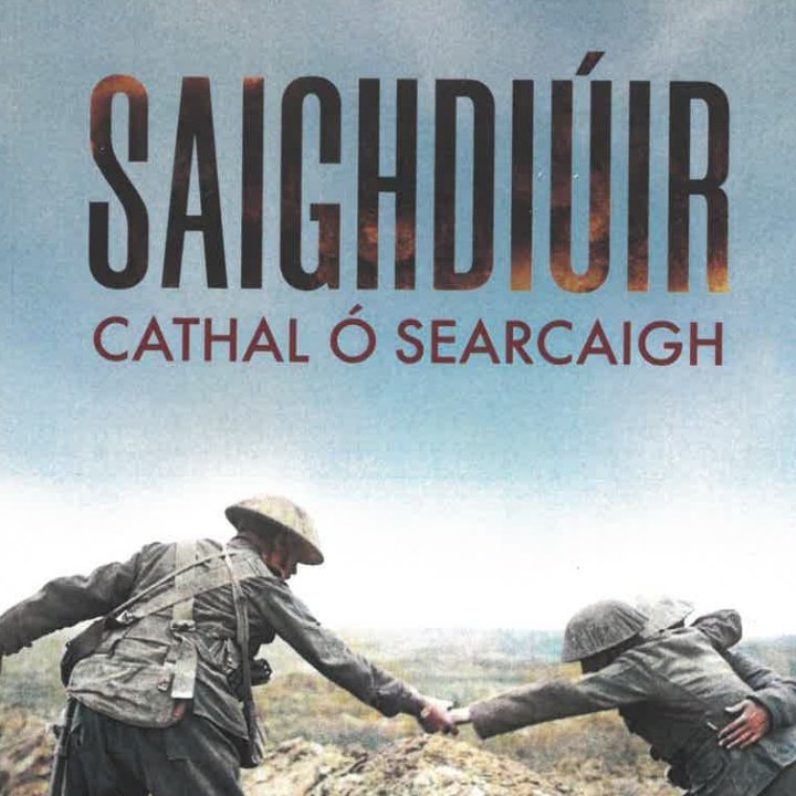 Saighdiúir le Cathal Ó Searcaigh leabhar na míosa seo. Beidh an club ag bualadh leis an údar i gCathair na Gaillimhe chun an leabhar a phlé ag deireadh na míosa.