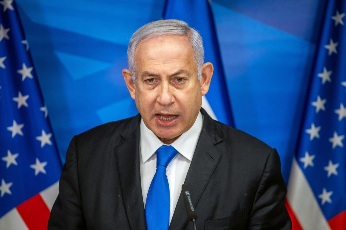 dailyummah's tweet image. #SONDAKİKA

🚨İşgalci İsrail Başbakanı #Netanyahu: 

Hamas’ın silahlanması #Mursi döneminde arttı. Bunları engellemek için birçok operasyon yaptık.

6 esirimizin öldürülmesine sessiz kalmayacağız. Hamas bunun bedelini ağır ödeyecek.

Hamas'ı ortadan kaldırmaya çok yaklaştık.

Ben