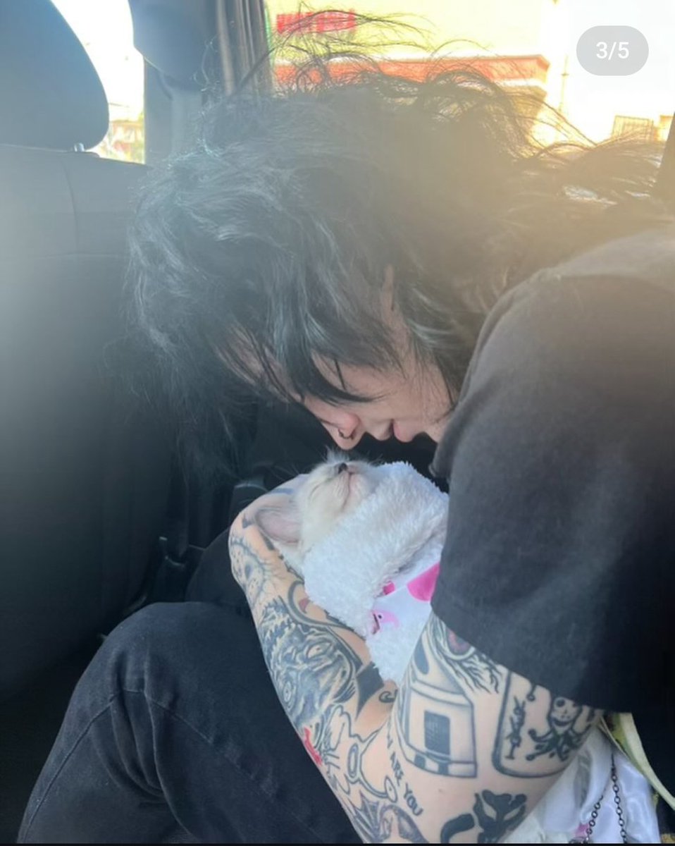 SO WE'RE ALL CRYING HAPPY TEARS RN RIGHT 😭😭😭😭😭😭😭😭😭😭😭😭😭😭😭😭😭😭