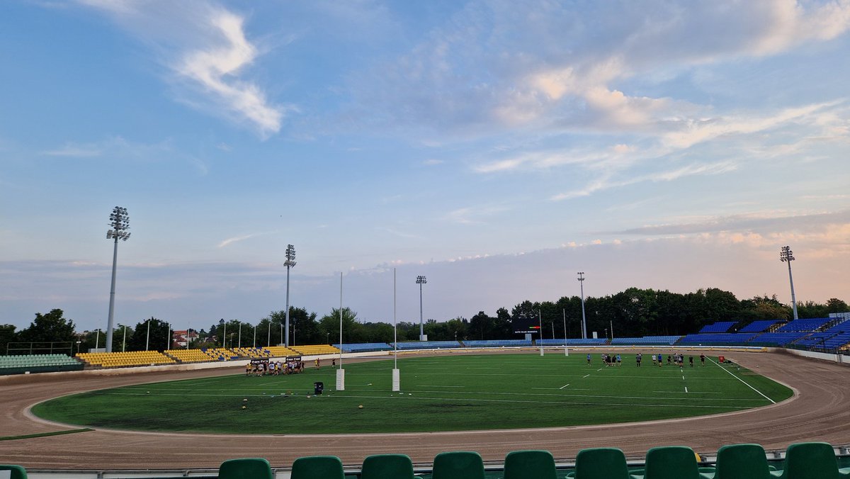jpstafford's tweet photo. First training session of the season with @RagbyOlymp! Exciting times. @janmachacek https://t.co/3wAj5R5eed