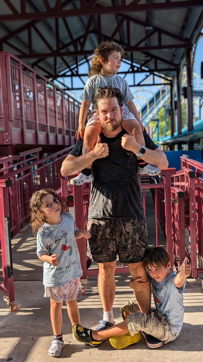 Chris Gaun tweet media