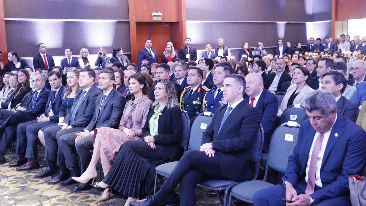 dinapipy's tweet photo. #ExpoMaquila. se realizó la apertura de la "8va. Edición del Maquila Business Forum 2024", organizado por la Cámara de Empresas Maquiladoras del Paraguay #CEMAP. https://t.co/axeA6ybYu5