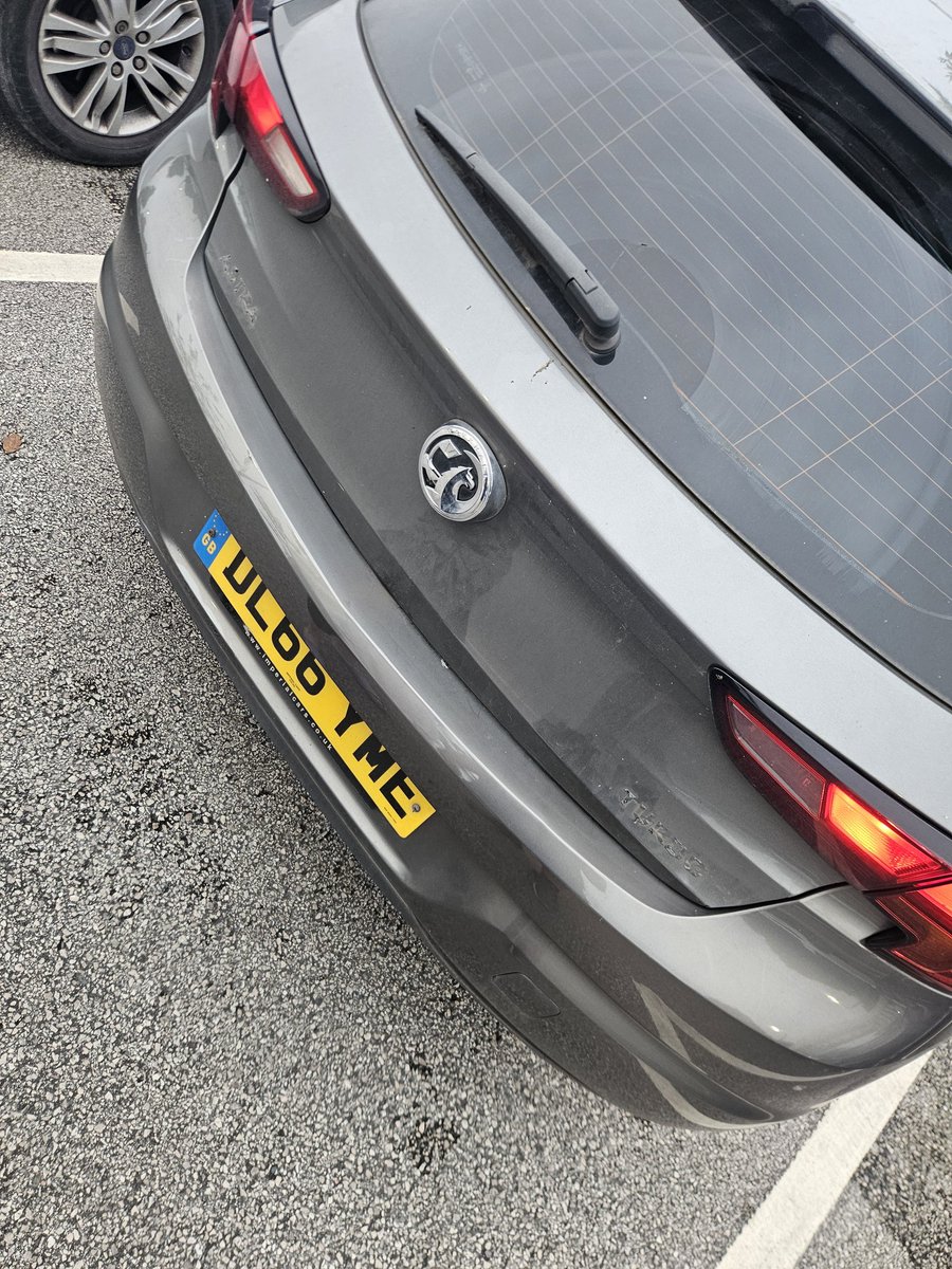 DeanDBooth's tweet image. Everyone knows kids rob dust caps off cars but I've just come out from down the shop and someone has stole the lettering off my car..