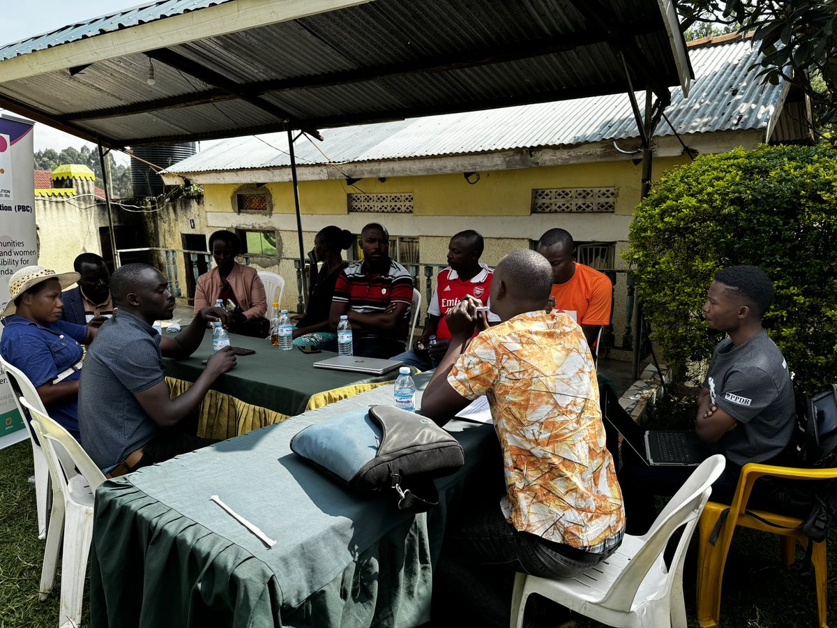 Today we held an engagement meeting with key leaders in Ntungamo district to evaluate the impact of our work in the district,this is one of the FDGs series we are doing and this will inform our next programming.
#Youth4Peace