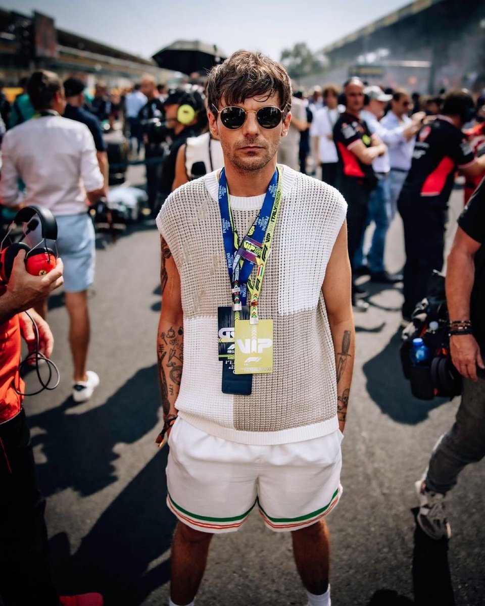 Louis at Monza Grand Pix!

📸:  Alex O’Connor
