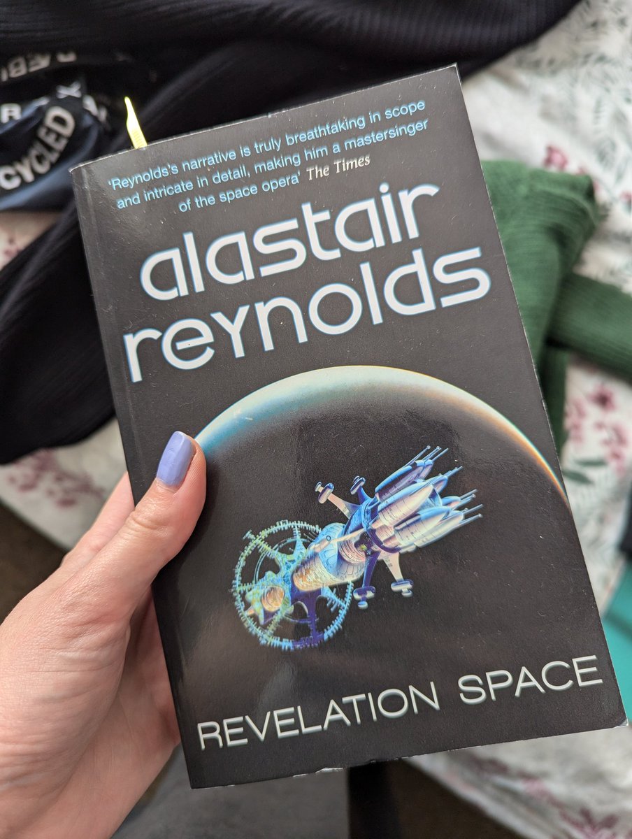 Bookends & Biscuits tweet media