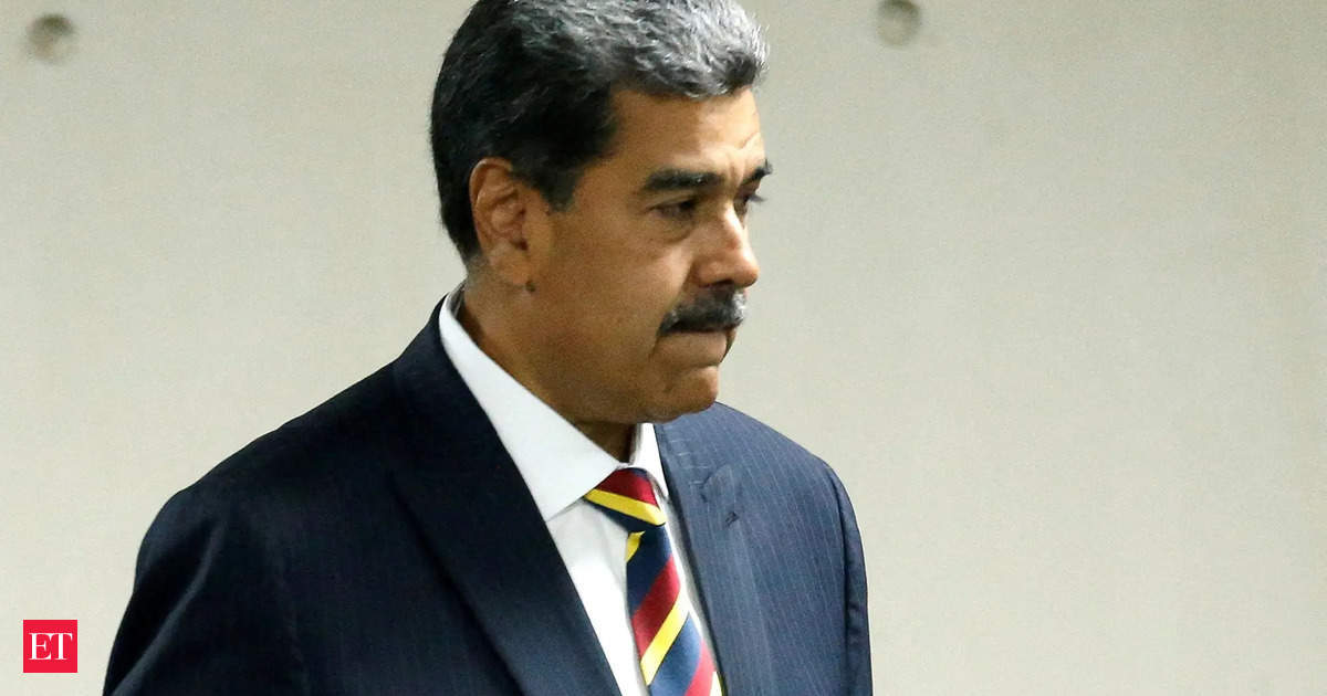 mohan_sarthak's tweet photo. US seizes Venezuela President Nicolas Maduro's plane https://t.co/uzIvpdWir1 https://t.co/ojLUFZ9LwT
