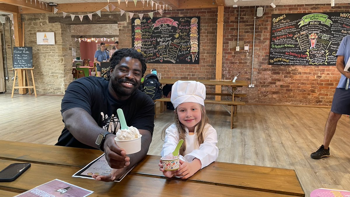 Kofi_Smiles's tweet image. #EarlyQuestionClub

Cause I spent the morning creating new flavours and sampling the goods @williamsdenplay with their recently hired Junior Ice Cream Taster Margot, I thought I’d let her set the question.

She would like to know, what is the best flavour of ice cream?