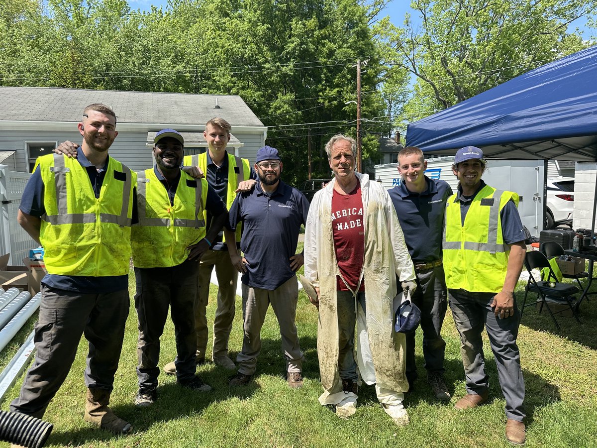 The Real Mike Rowe tweet media