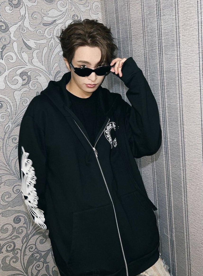 youngjae pics tweet media