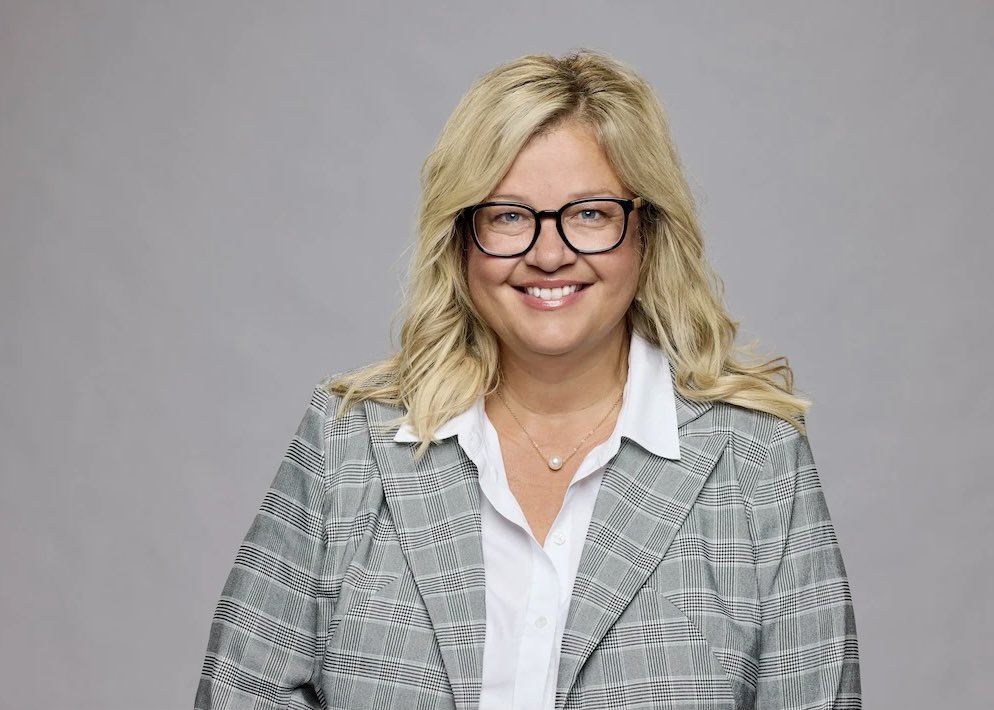 AMikeBloomType's tweet photo. Her first HoH she was brought into a majority alliance, then blew it up while laying into her mortal enemy

She’s turned on her tightest allies.

She has called out Quinn basically every step she possibly can.

Yet she’s had the veto used on her TWICE and has now made jury #BB26 https://t.co/uf4BtWLlbk
