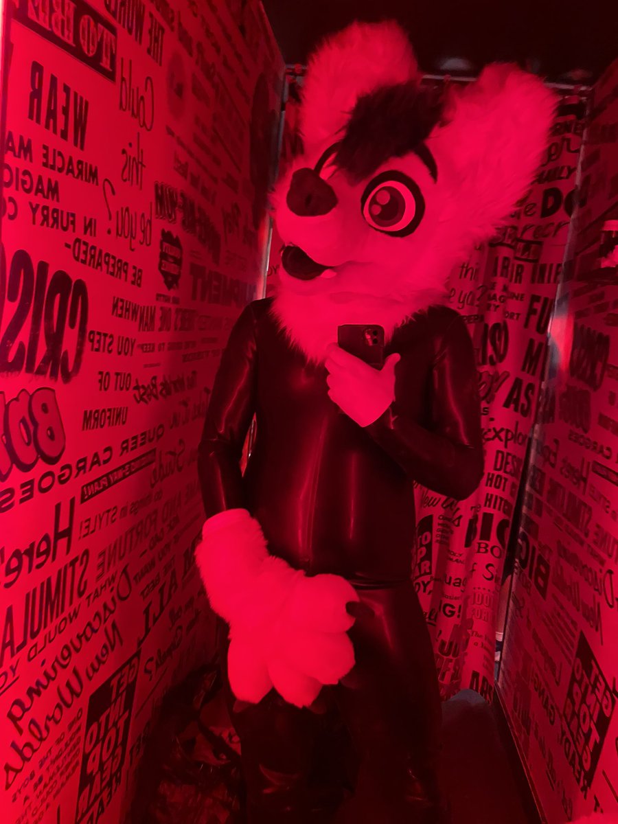 Who wants to come stroke a shiny puppy >:3

Sneaky fursuit pic in the change room <a href="/REGULATIONstore/">REGULATION</a>

#rubberfur #LatexFur #rubberslut