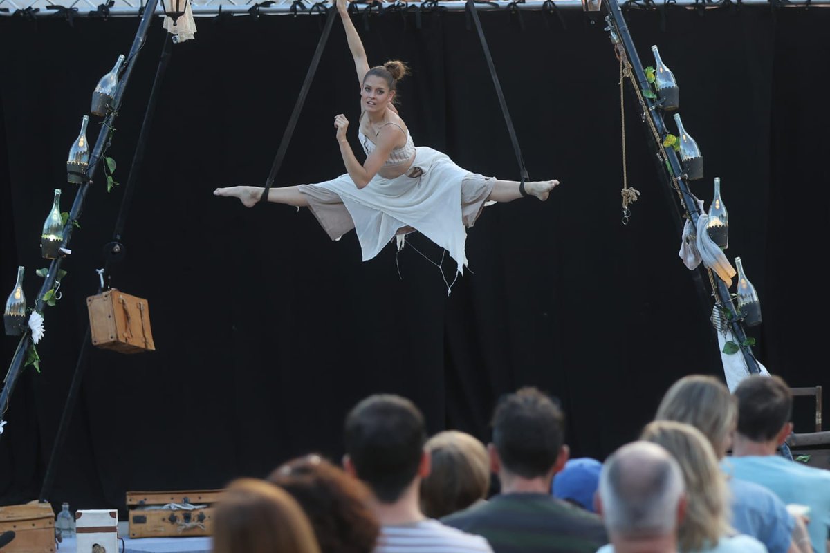 Festa Major tweet media