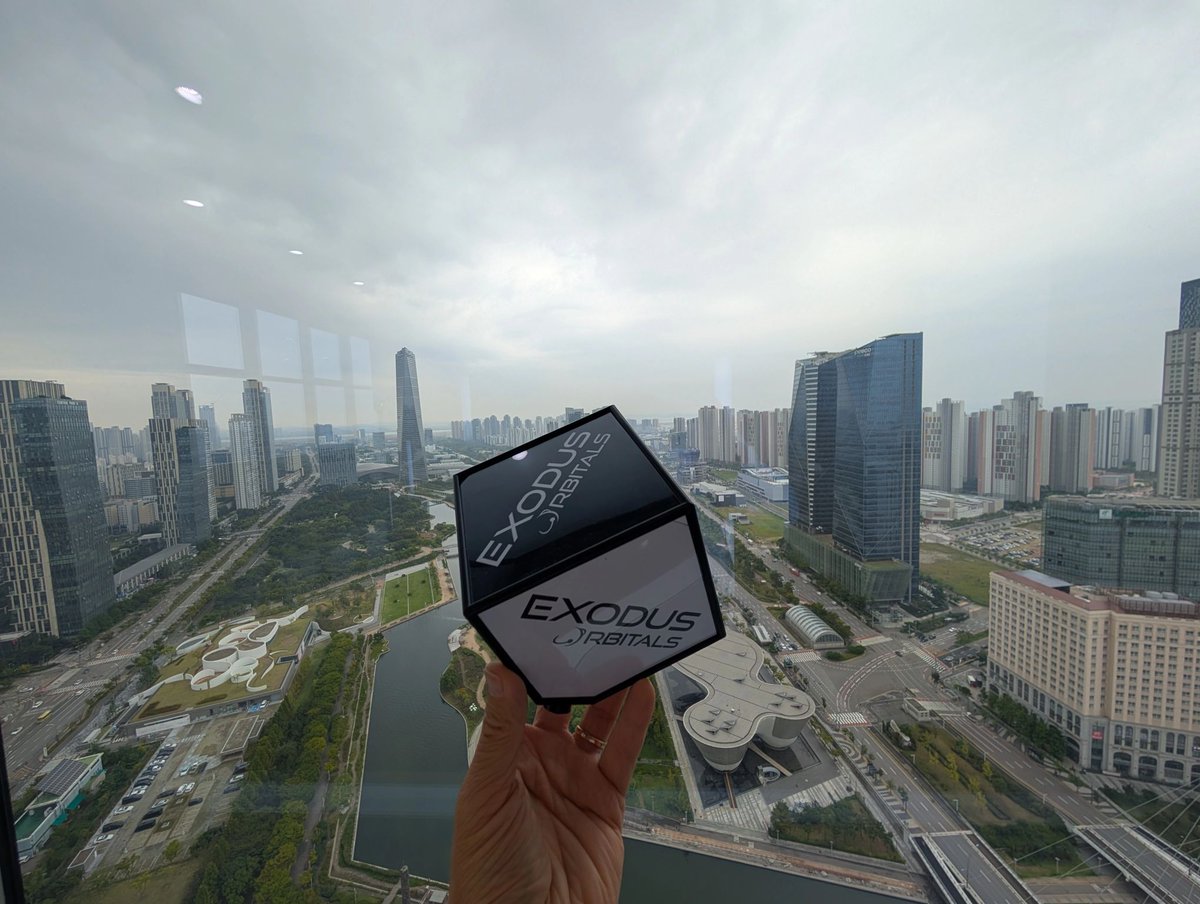 A bird's-eye view of the Incheon Free Economic Zone from #MicroNovaTheSatellite in South Korea as EXODUS ORBITALS tells the story of how space-based insights can enhance existing and future smart city systems 🇰🇷