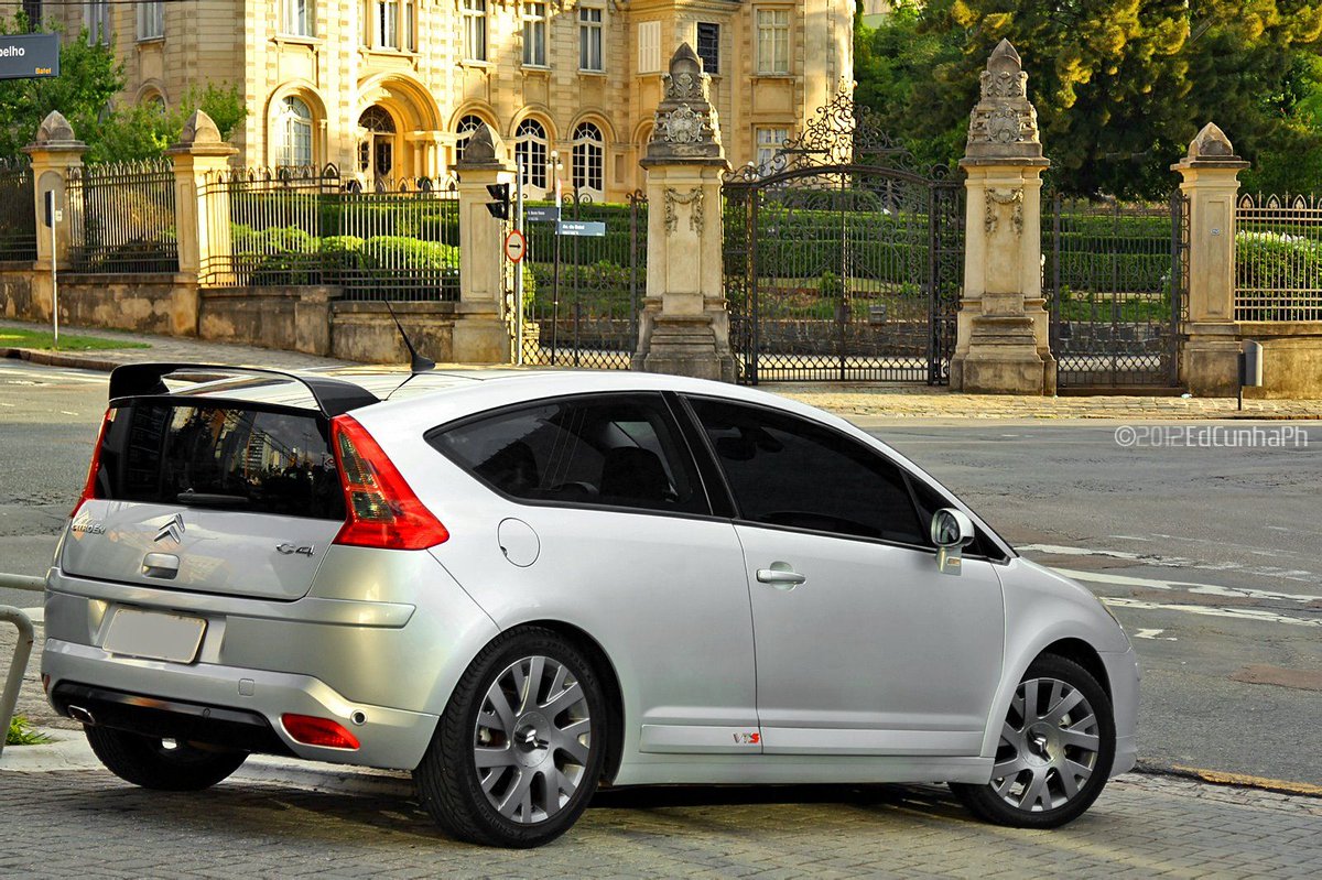 RomanBrunori's tweet image. 📊 El cálculo que siempre hago yo al momento de comprar un auto es el siguiente:

Si yo tengo 💰20 mil USD para comprar un auto, calculo lo siguiente:

Opción 1: Ir por el 0km🆕, confiable, ir a Toyota, comprar un auto plan, licitar en la cuota 2, 3, 4 o 5 cancelando el valor…