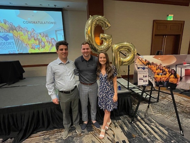 HamCoPubDef's tweet image. It's been a great summer at the Hamilton County Office of the Public Defender: multiple attorneys devoted an aggregate of FOURTEEN WEEKS polishing their skills at trial schools around the country! Support even more attendance by donating friendstotheindigent.org/supporters/