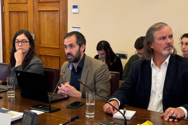 AdmTuPyme's tweet image. Parte el debate de proyecto de ley que crea la Afide y fondo de fondos dlvr.it/TCkbbn