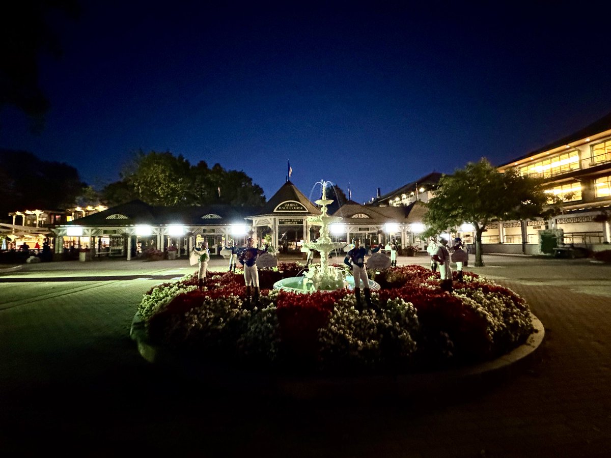 Turn the lights out at Saratoga. ⁦<a href="/theTDN/">TDN</a>⁩