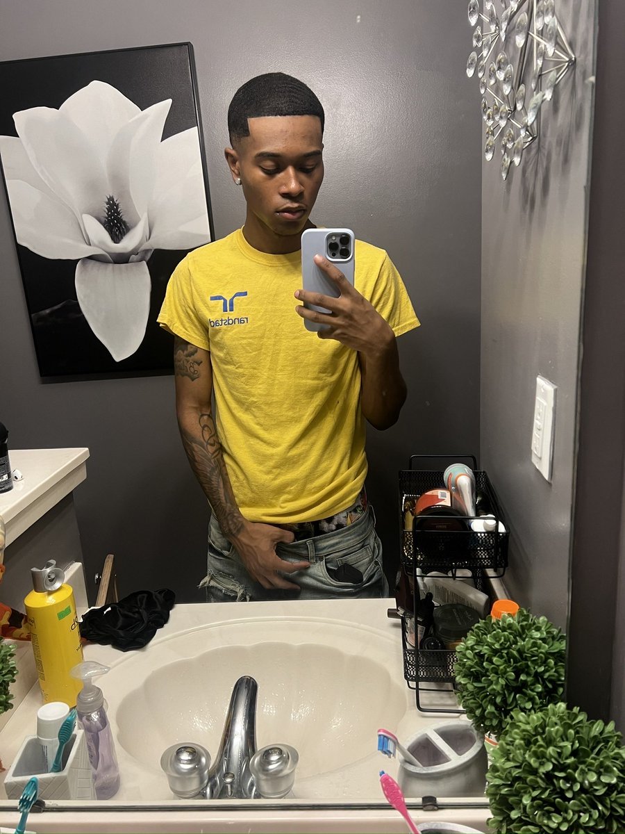 TheBiggest tweet media