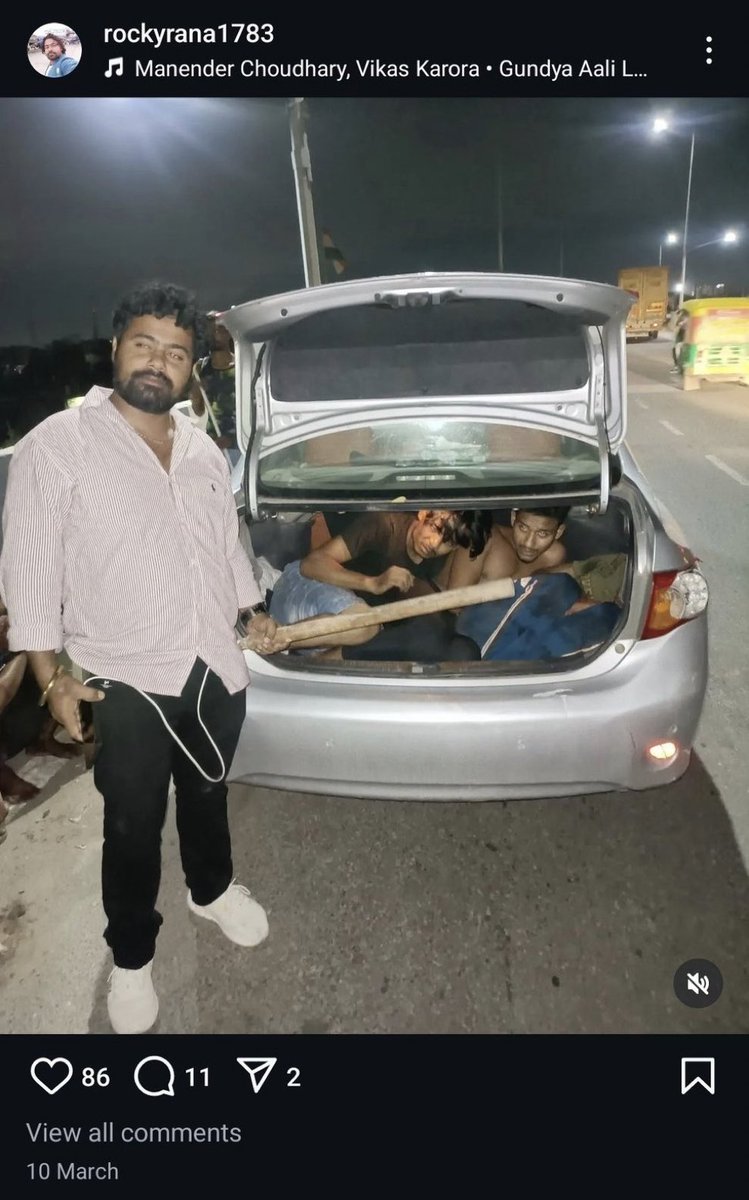 thrissurkaari's tweet photo. പശു കടത്തിന്റെ പേരിൽ RSS ഹിന്ദുത്വ തീവ്രവാദികൾ ആളുകളെ തല്ലി കൊല്ലുന്നത് BJP ഭരിക്കുന്ന സംസ്ഥാനങ്ങളിൽ സ്ഥിരം കാഴ്ചയായി മാറി. ആളുകളെ കൊല്ലുന്ന വീഡിയോ ഹിന്ദുത്വ തീവ്രവാദി സോഷ്യൽ മീഡിയ ഗ്രൂപ്പിൽ ഇട്ട് ആഘോഷിക്കുകയാണ്. RSS ൽ പണം പറ്റുന്ന മുഖ്യധാര മാധ്യമങ്ങൾ ഇത് കാണാതെ പോകുന്നു @tvjanam https://t.co/FeulCJTqZU