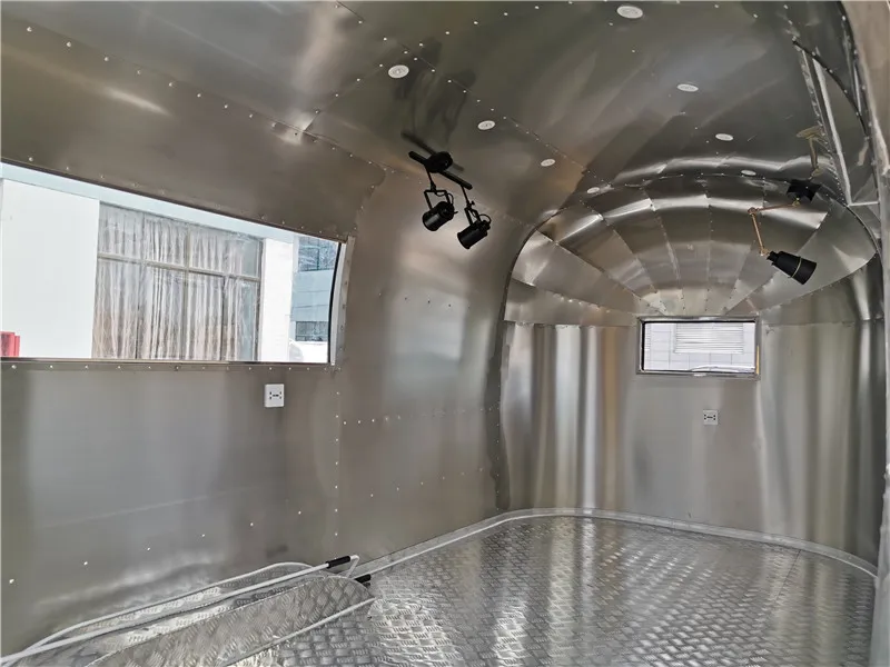 China Customized Trailer Export Service.
Customized size available.
Customized for 1-8 workers, including deep fryer.
Procurement of required equipment.
We ensure door-to-door delivery.
Contact us via message or whatsapp +86 156 1713 7570 📱
📧 Email: info@siristar.com.