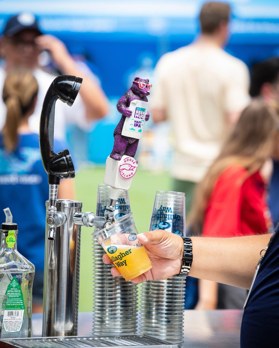 GallagherWayChi's tweet photo. Gearing up for the game or winding down afterward, #GallagherWayChi has you covered on gameday! 🎉⚾🌟 Join us for live music and lawn games, and keep an eye out for Clark the Cub! #GetTogetherAtGallagherWay https://t.co/QeEkZjVh8O