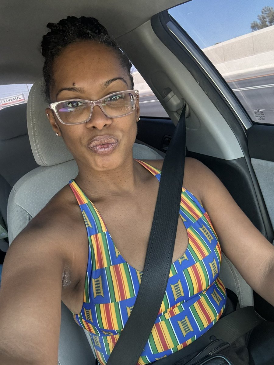 vanessamonet702's tweet photo. Have a fun &amp; safe Labor Day 🇺🇸

Food, swimming, friends/family, &amp; games 😎

That Phase10 #12 ain’t no joke 🤣😂😂

Link in bio ✨ https://t.co/qSC7RzFsE1
