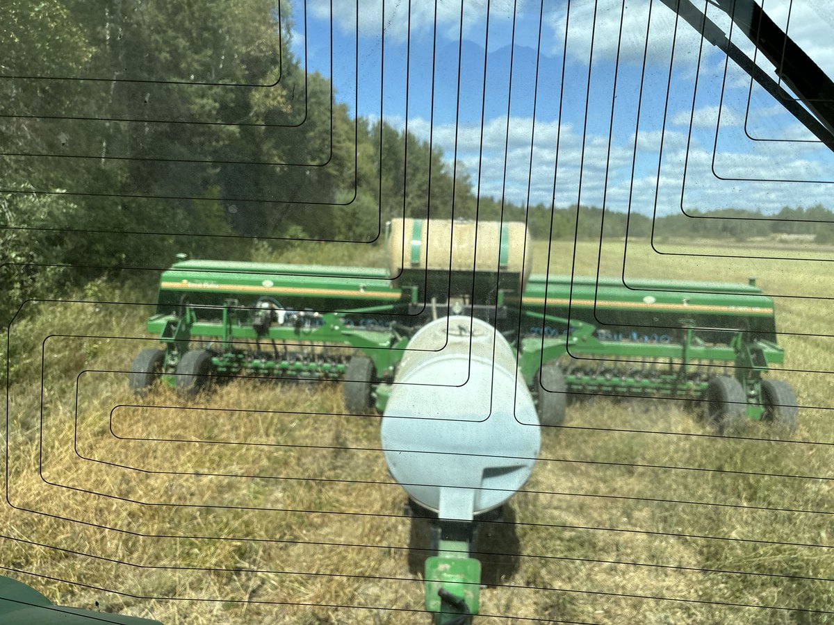 farmingfrank's tweet photo. Following the combine in canola with the seed drill and #plant25 is on! #ontag https://t.co/i3wTtq37hp