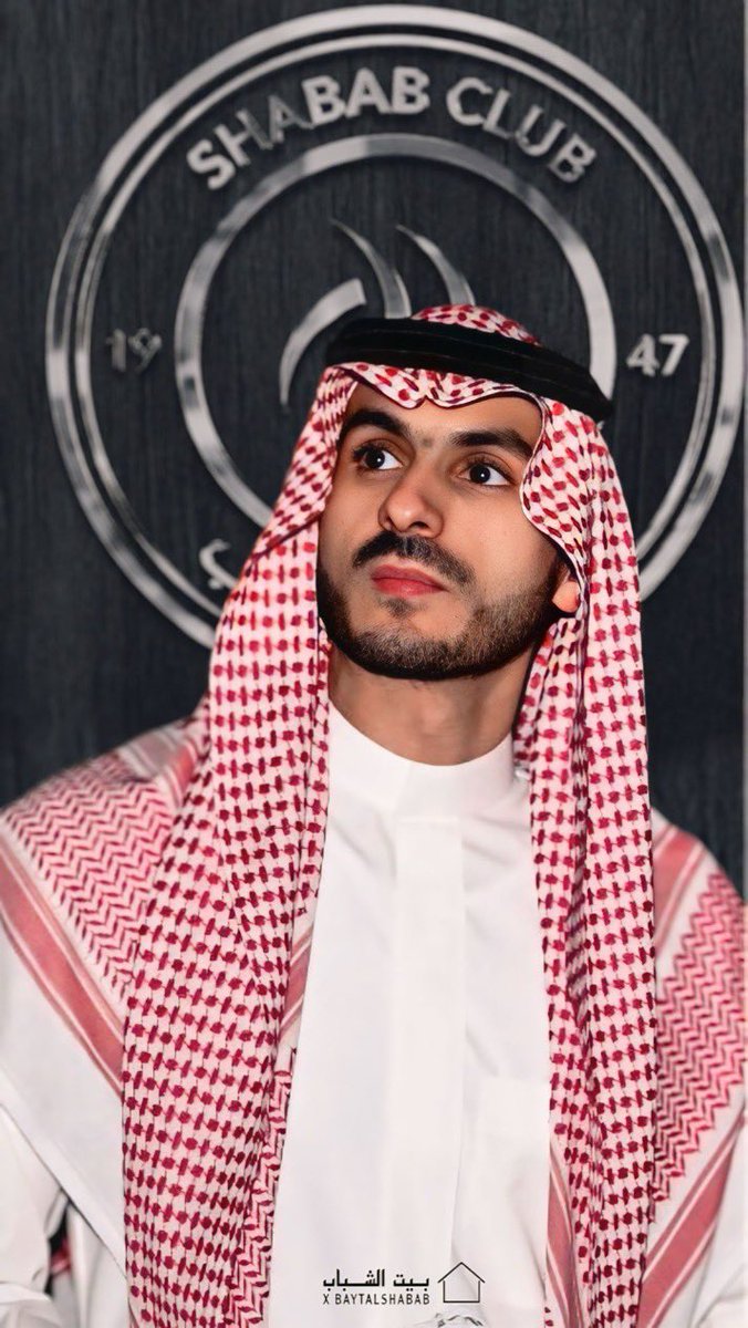 baytalshabab's tweet photo. الله يعزك ياشيخ اقسم بالله انك فخر ورمز وقفاتك مع #الشباب لايمكن ان تنسى 🤍🖤🔥🔥 https://t.co/tuxfNPvIwM