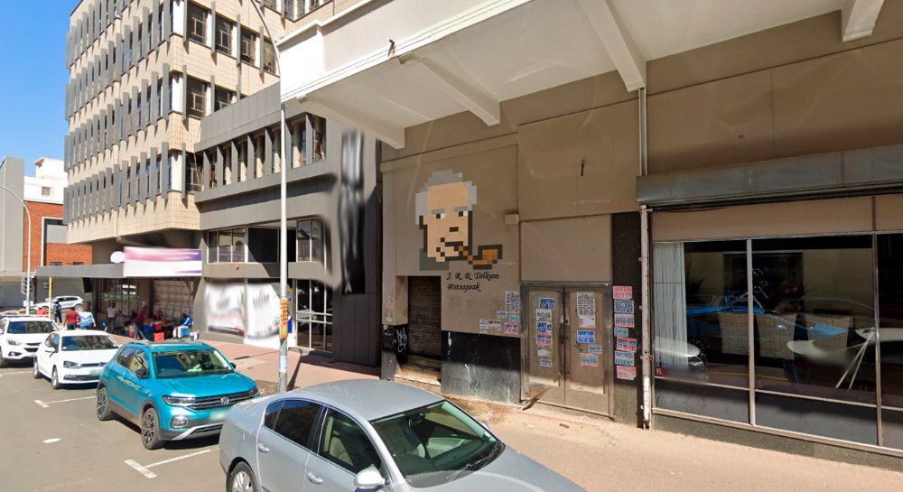 J. R. R. Tolkien
Bloemfontein, South Africa