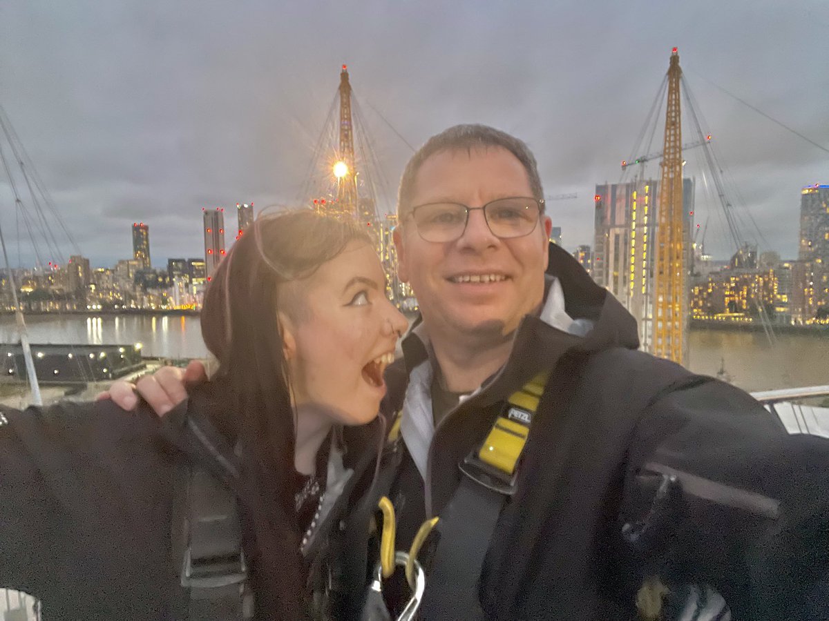jodiexe_'s tweet photo. Hey guys so I just casually climbed the O2 arena in London with #upattheO2 https://t.co/2scwvS8GP6